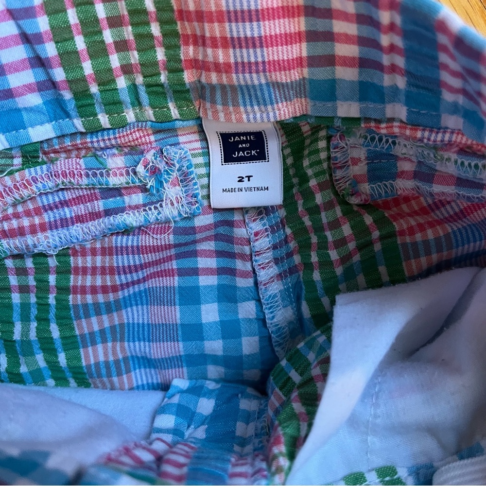 Janie and Jack spring plaid shorts size 2T - Picture 4 of 4